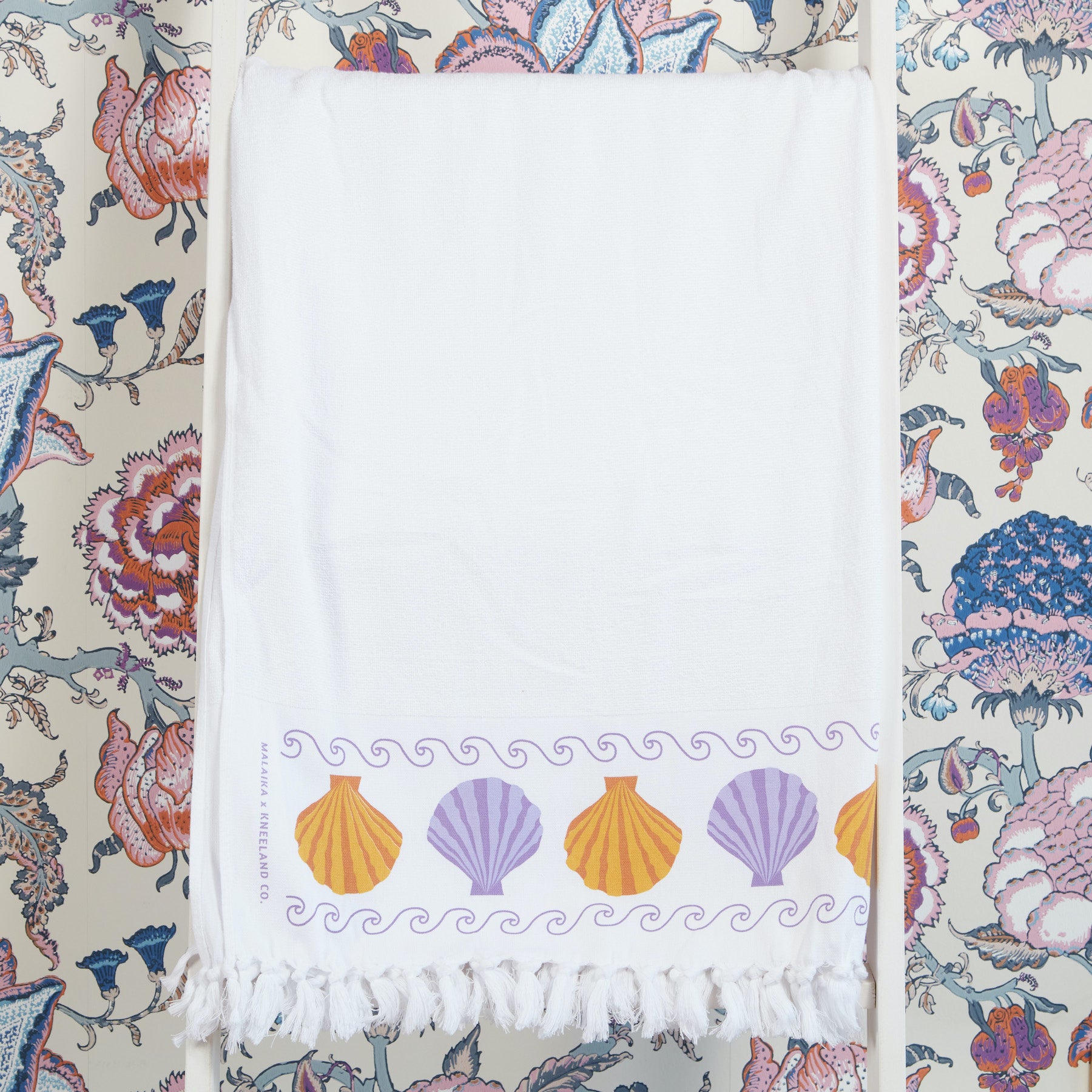 Seashell hotel collection online towel