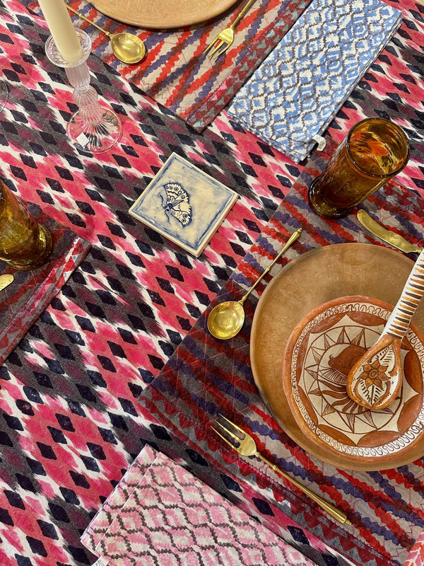 Ikat Tablecloth - Layered Diamond Rose