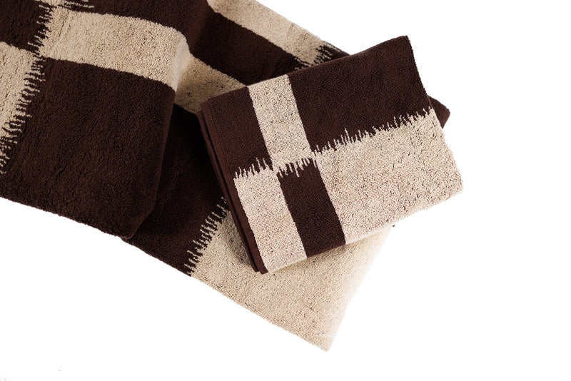 Karin Hand Towel