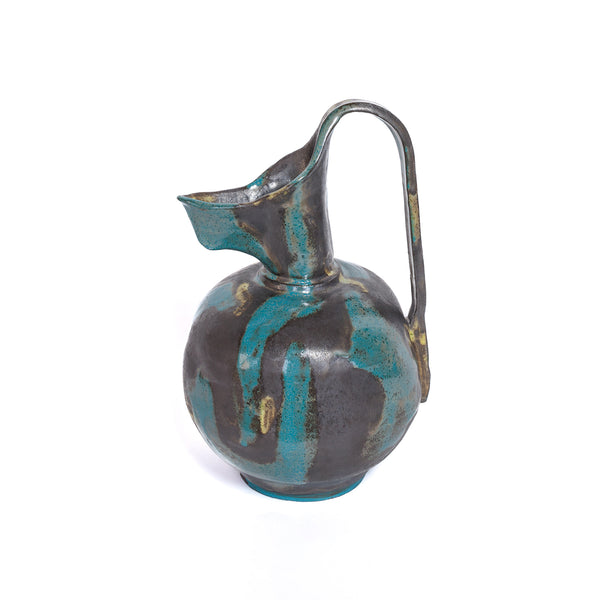 Straight and Round Pitcher