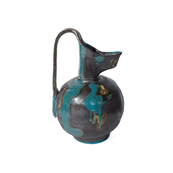 Straight and Round Pitcher